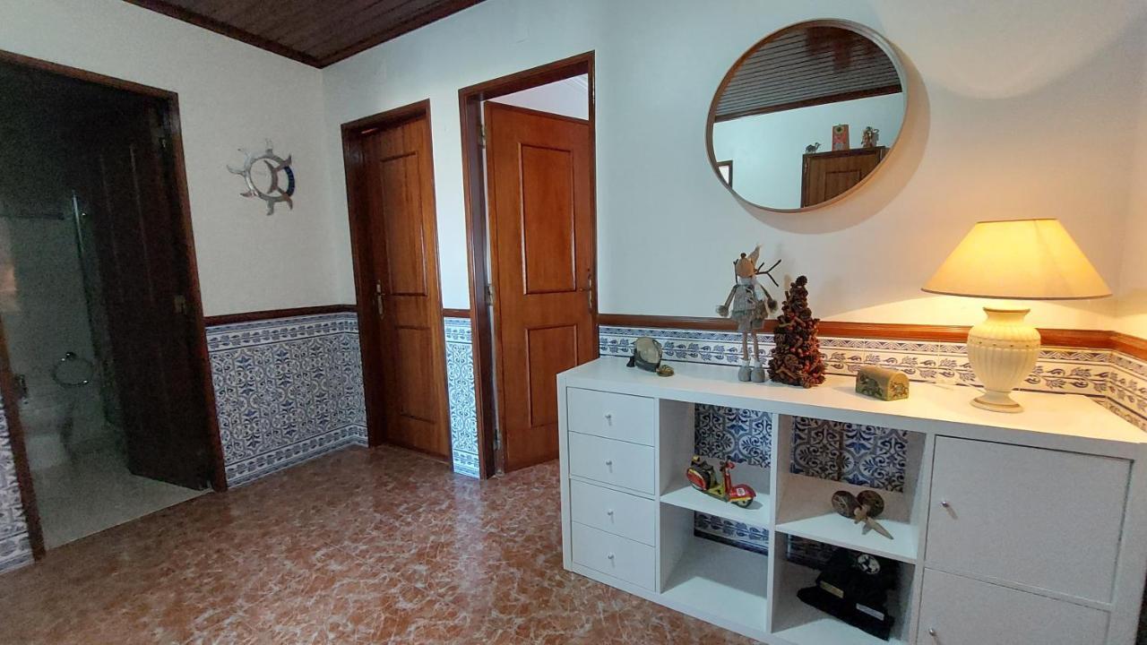 Enjoy Lisbon Cascais Sintra 1200 Metres To Metro Blue Line Sintra Rail Line Free Parking Amadora Exterior foto
